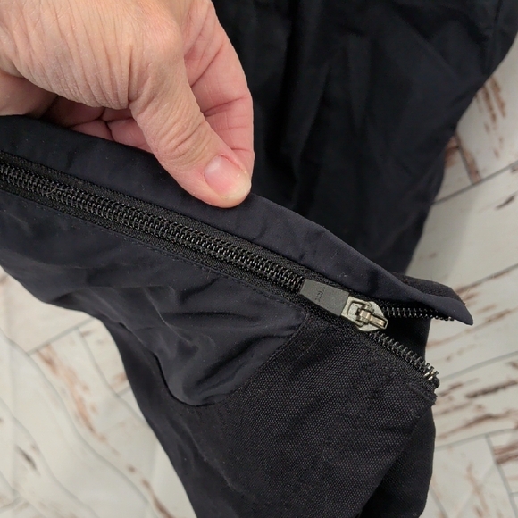 L.L. Bean Lightweight Ski / Snow Pants - Picture 5 of 10